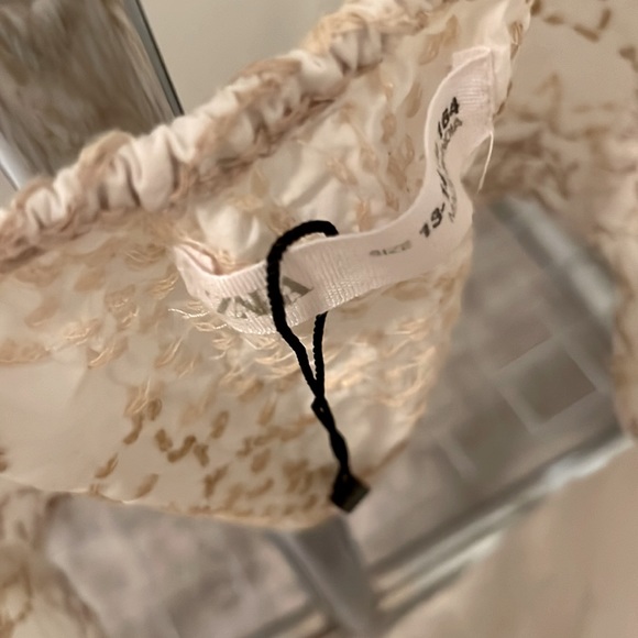 BNWOT Zara Girls embroidered tank top (fits woman size S, B/C cup) - Picture 5 of 7